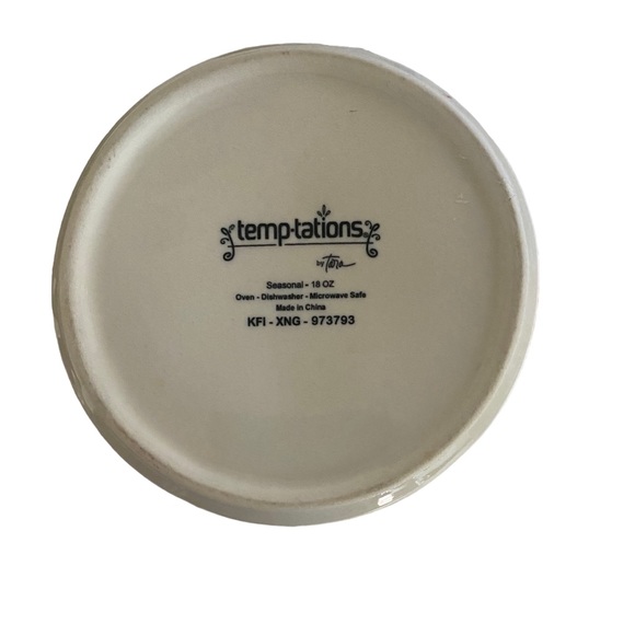 Temptations by Tara Seasonal Christmas Tree 3.5" Ceramic Teapot w/ Strainer - Picture 2 of 2